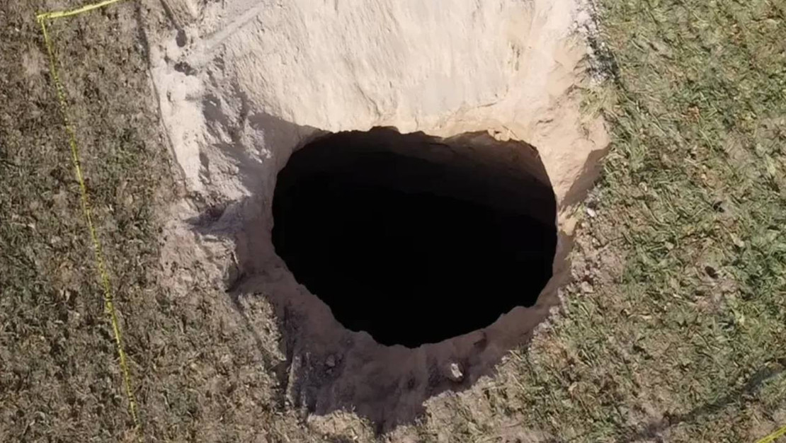 aksaray-da-obruk-olusumlari-gozlemleniyor