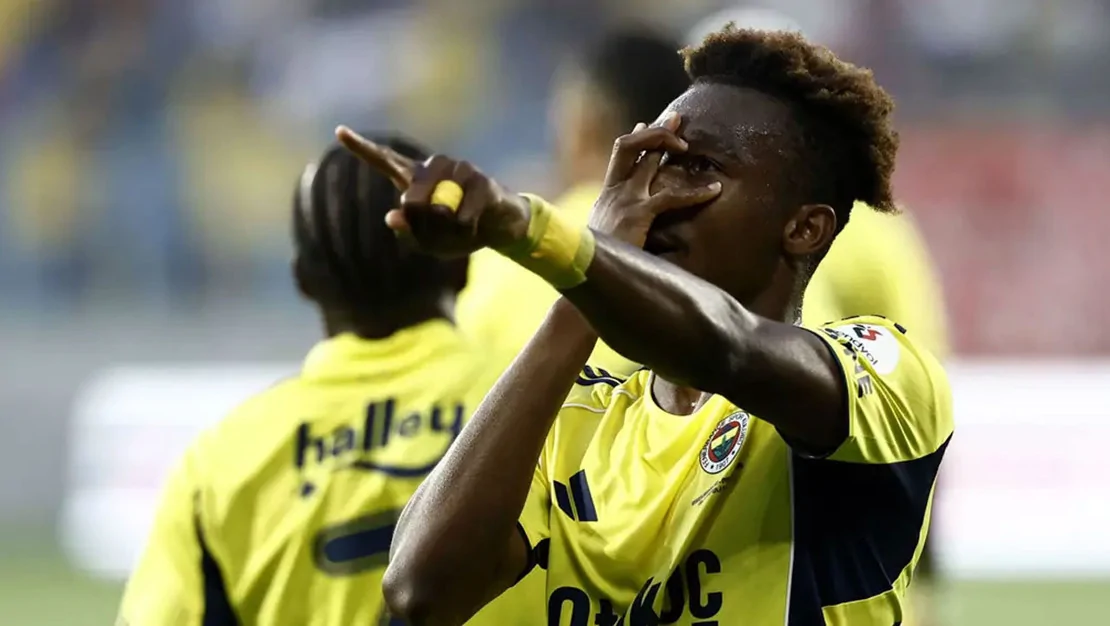 fenerbahce-tarihe-gecti-3-gol