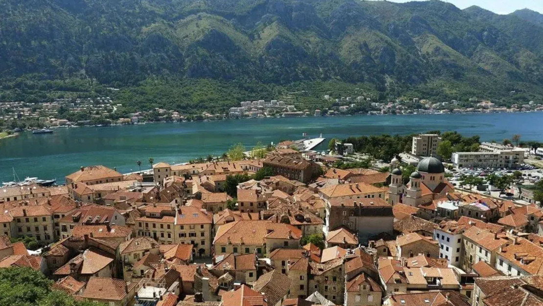 karadag-vizesiz-seyahat-donemini-iptal-etti