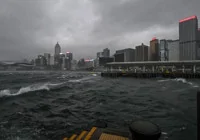 hong-kong-en-yuksek-alarmda