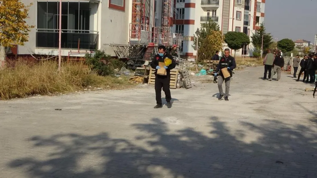 malatya-da-hasarli-binada-el-bombasi-bulundu