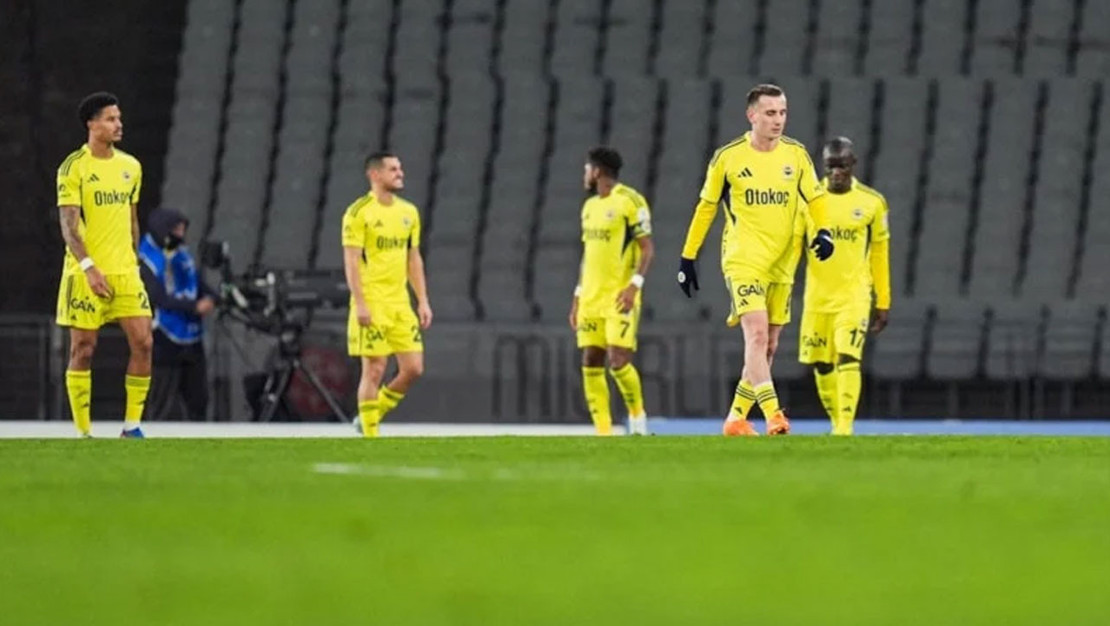 fenerbahce-yonetimi-mac-sonrasi-acil-toplanti-gerceklestirdi