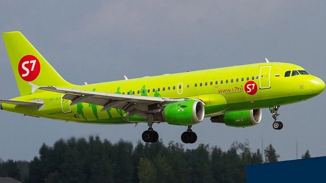 ucak-acil-inis-yapti