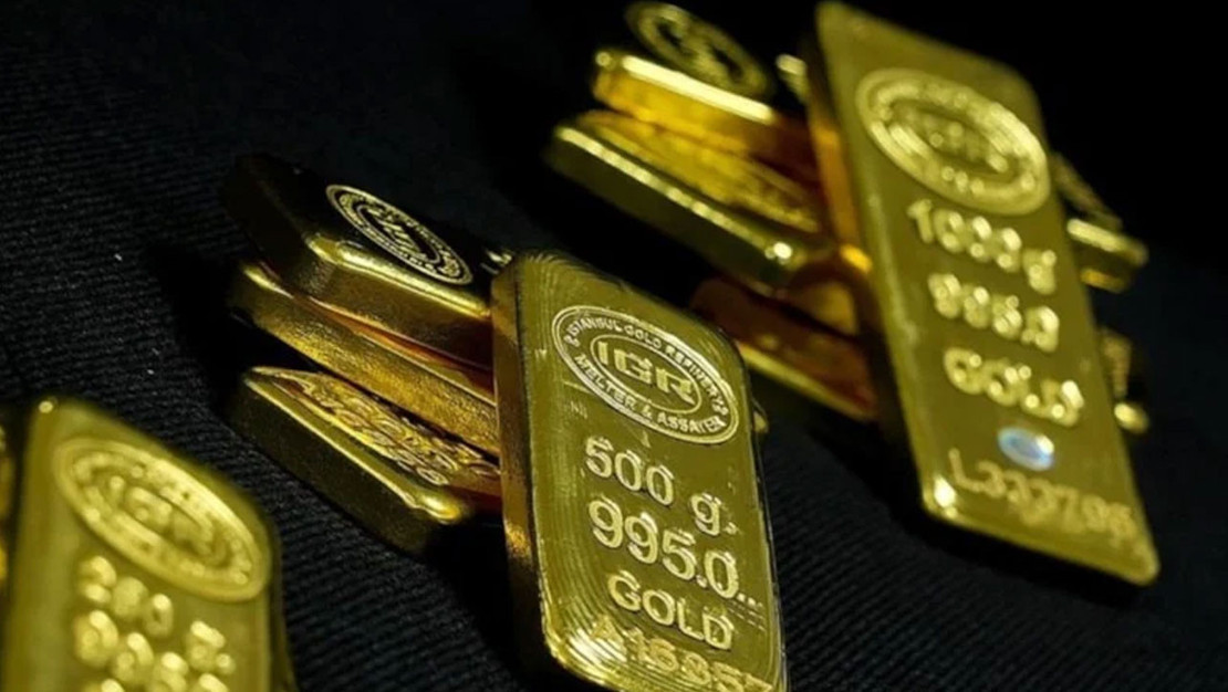 altin-2025-rekoru-ile-yatirimcilari-sevindiriyor