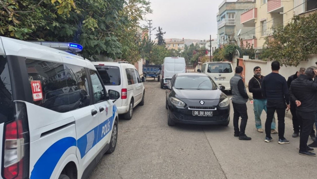 bosanma-asamasindaki-esine-tabancayla-saldiri