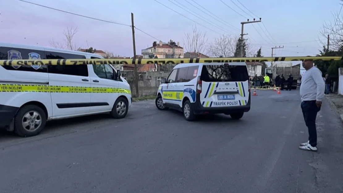 tekirdag-da-kamyonun-altinda-kalan-kadin-hayatini-kaybetti