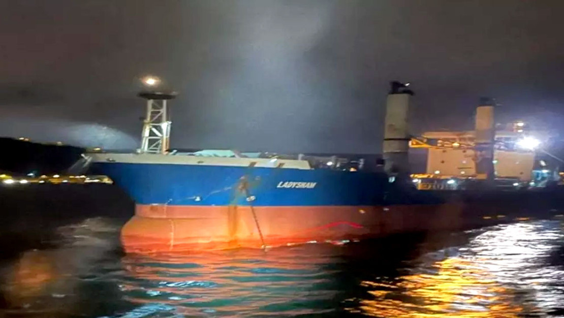 istanbul-bogazi-nda-gemi-arizasi-panik-yaratti