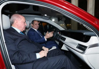 cumhurbaskani-erdogan-misir-da-sisi-ye-togg-hediye-etti