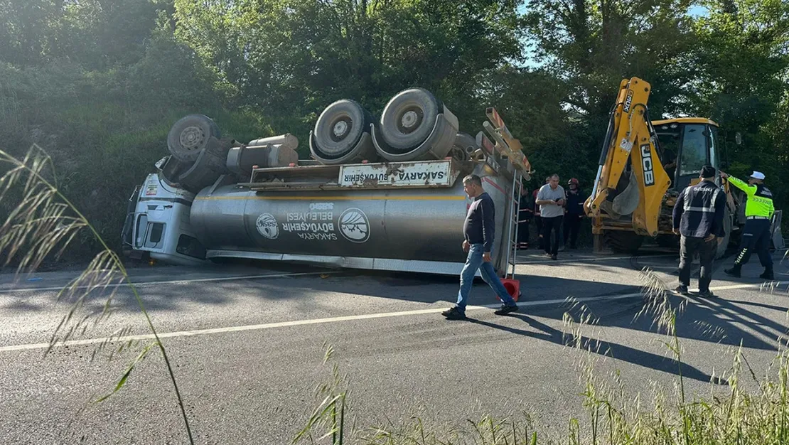 sakarya-da-tankerde-sikisan-surucu-oldu