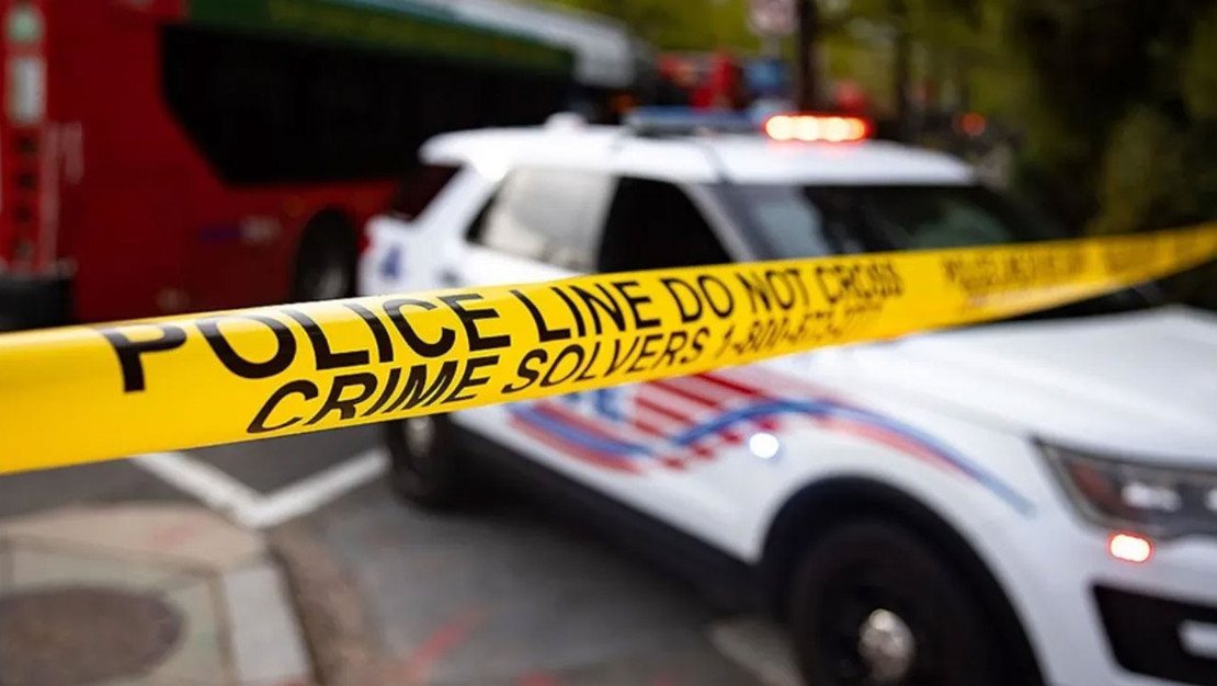 abd-de-havalimaninda-bicakli-saldirgan-vurularak-olduruldu