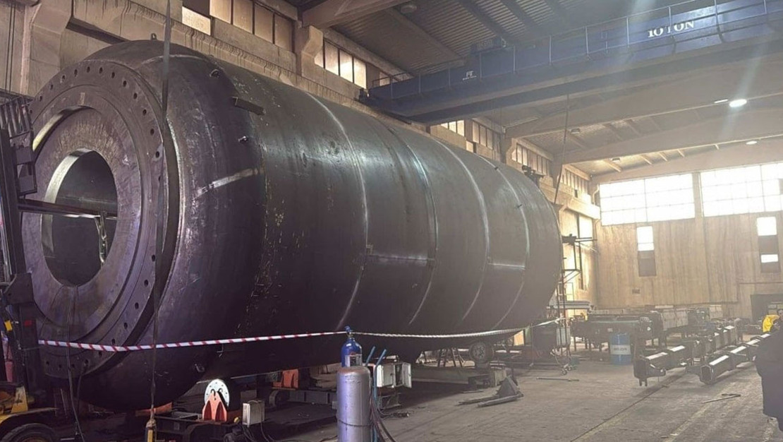 sac-levhanin-altinda-kalan-iki-isci-hayatini-kaybetti