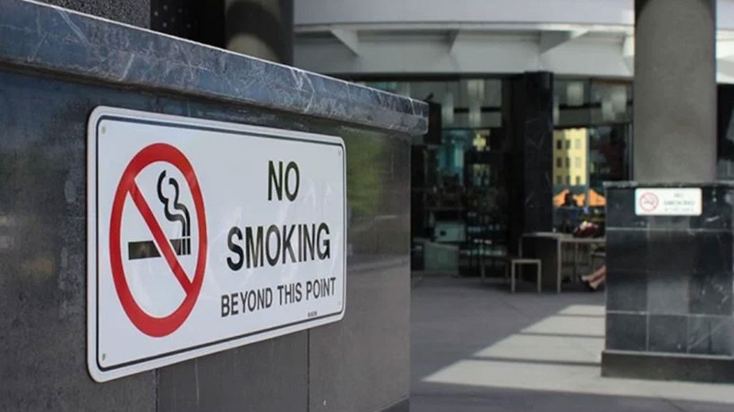 ingiltere-de-sigara-satisi-17-yas-altina-yasaklandi